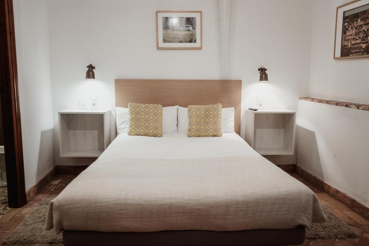 Frenteabastos Suites Cafe Hostal & Apartments Carmona  Buitenkant foto