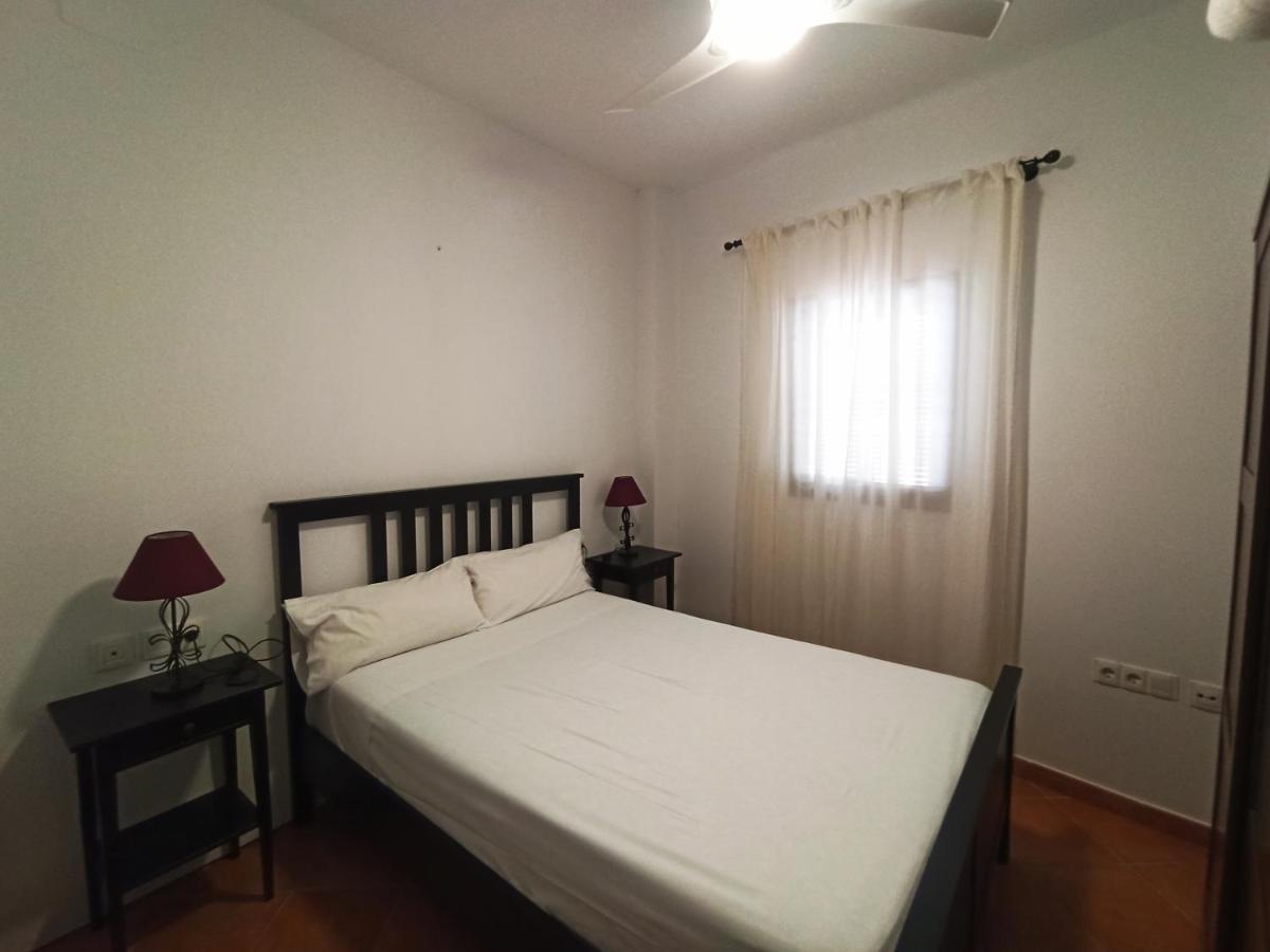 Frenteabastos Suites Cafe Hostal & Apartments Carmona  Buitenkant foto