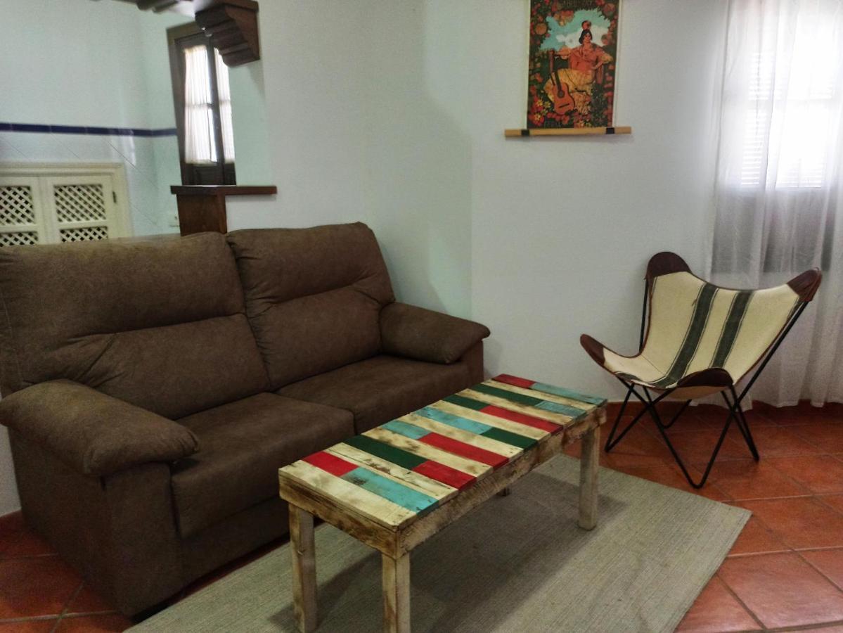 Frenteabastos Suites Cafe Hostal & Apartments Carmona  Buitenkant foto