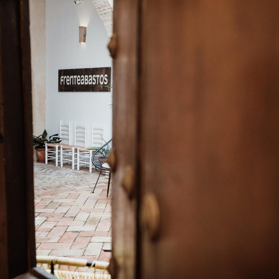 Frenteabastos Suites Cafe Hostal & Apartments Carmona  Buitenkant foto