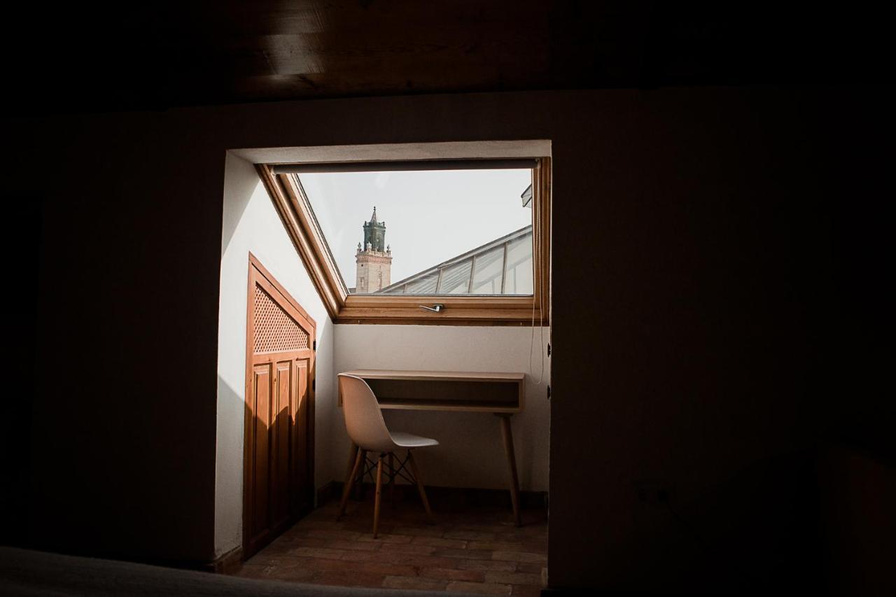 Frenteabastos Suites Cafe Hostal & Apartments Carmona  Buitenkant foto